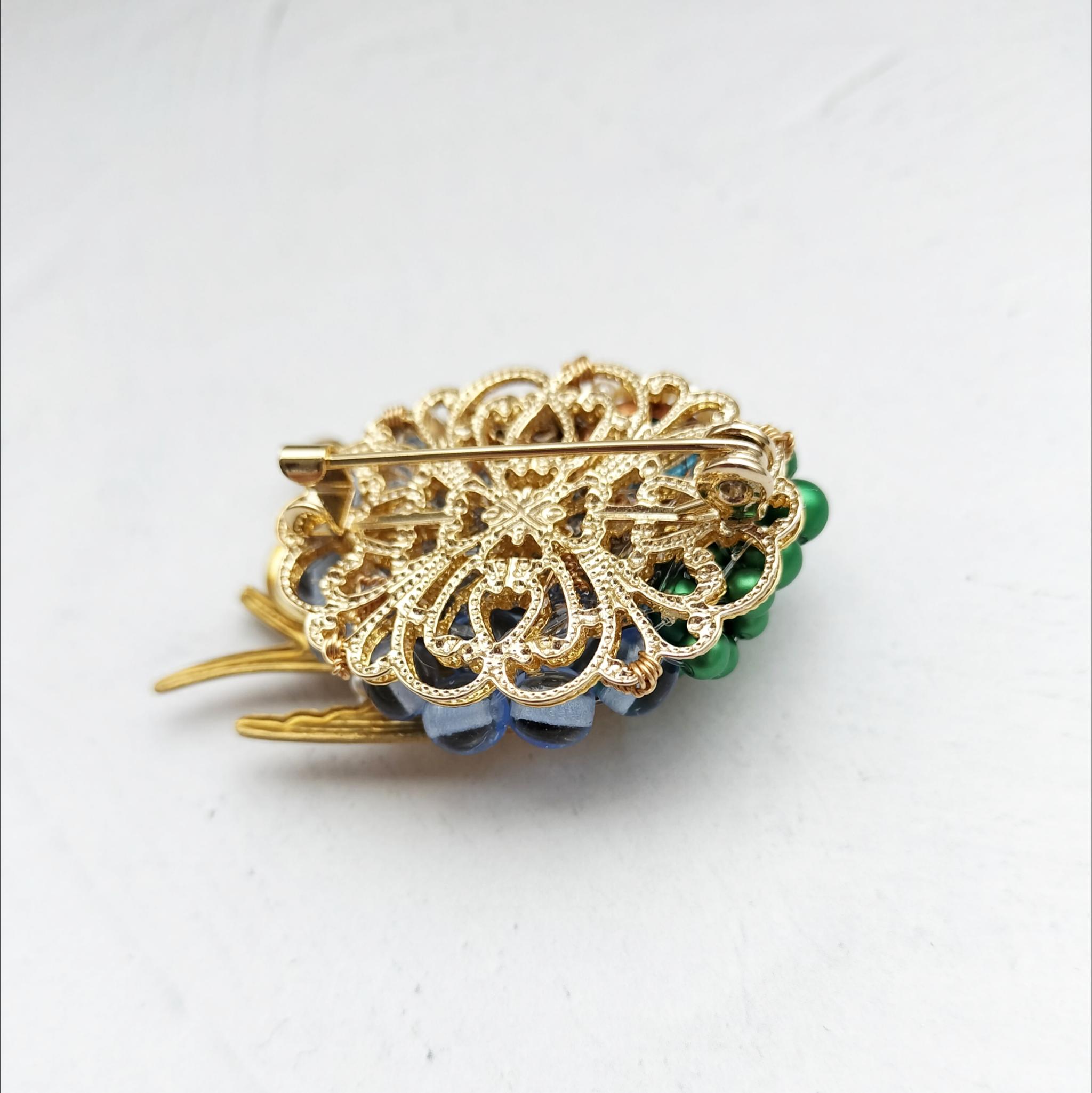 青い空を舞う、真鍮ツバメのブローチ  ヴィンテージカボション　パール | 8枚目