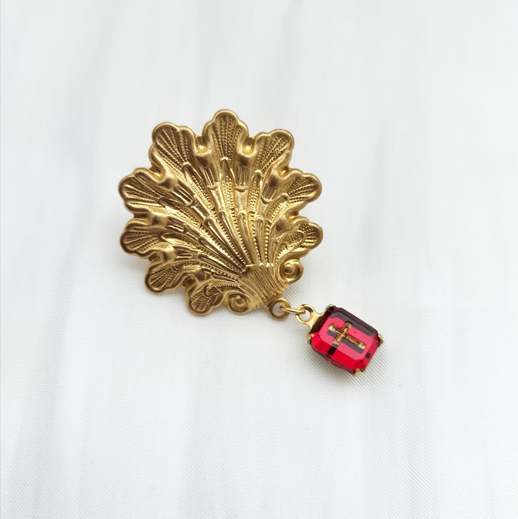 真鍮製　ミニブローチ　ピンバッジ　シェル　クロス クリムゾンレッド | 7枚目